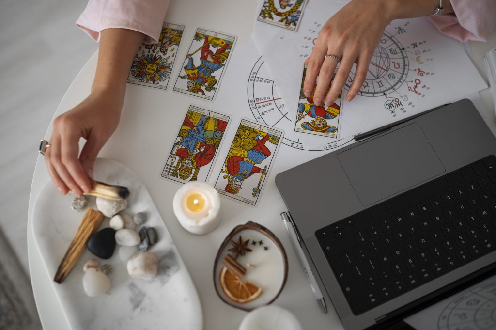 Tarot Readings for Understanding Personal Dynamics